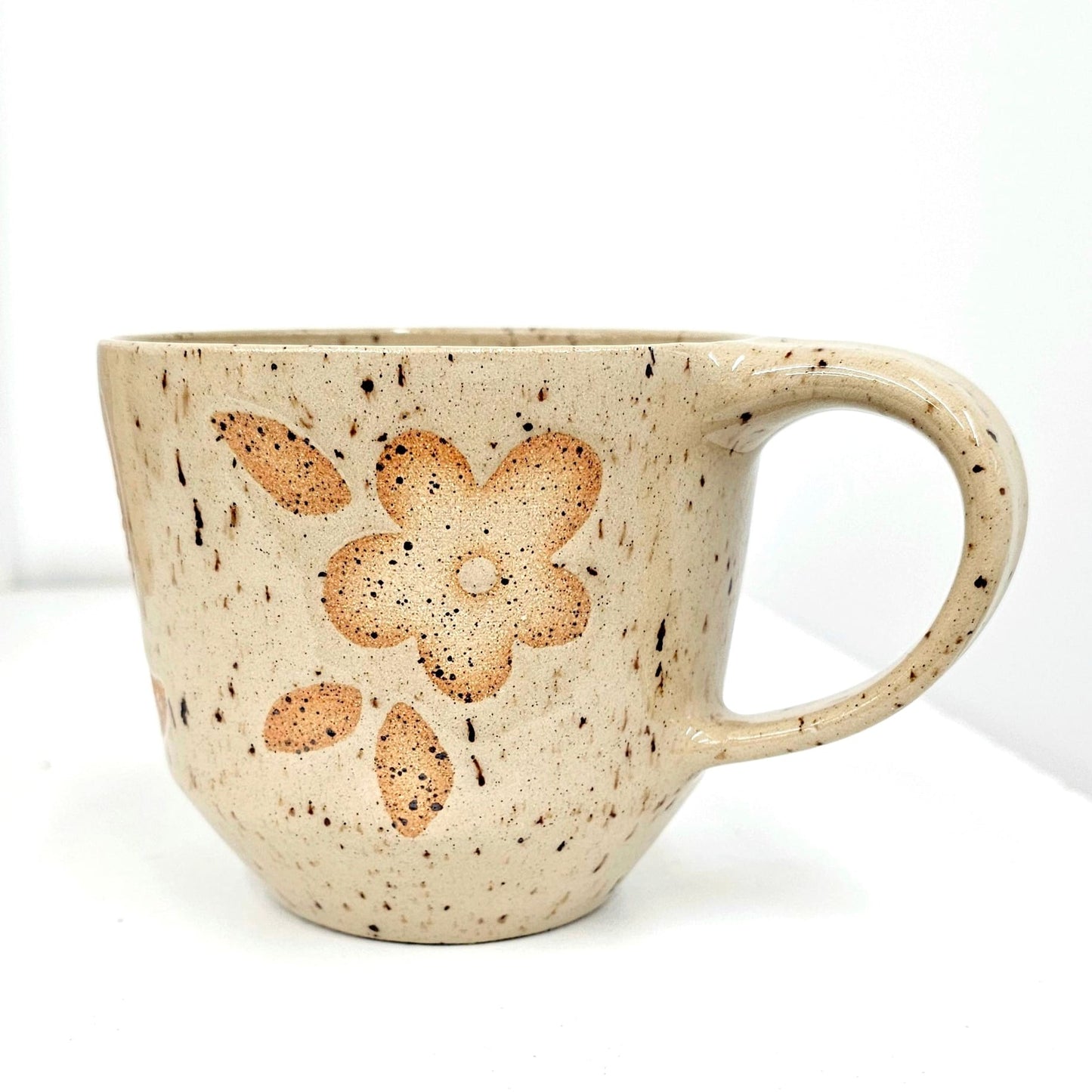 Grande tasse aux motifs floraux naturelle